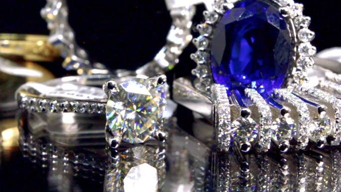 钻石和白金为背景的珠宝