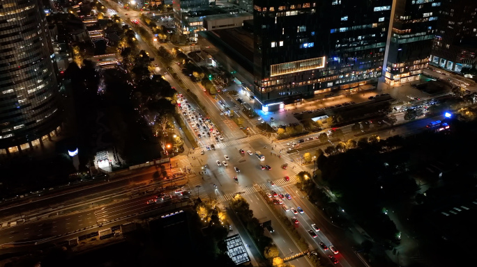 城市道路车流夜景