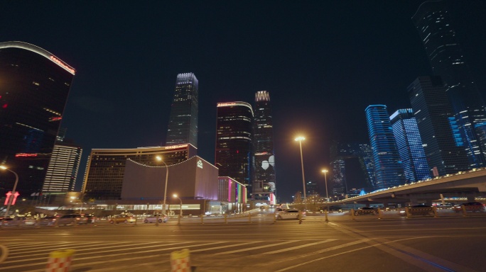 8K车载拍摄北京CBD夜景车拍城市道路