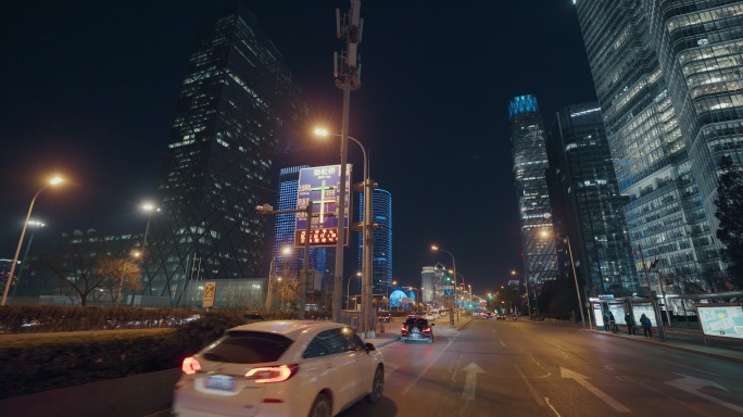 8K车载拍摄北京CBD夜景车拍城市道路