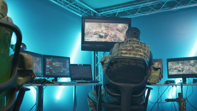 军事情报基地后台操作工作电脑
