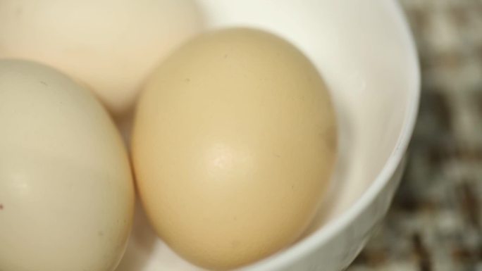 【镜头合集】剥鸡蛋包鸡蛋壳