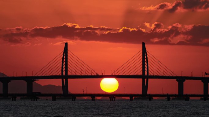 港珠澳大桥风帆塔日出