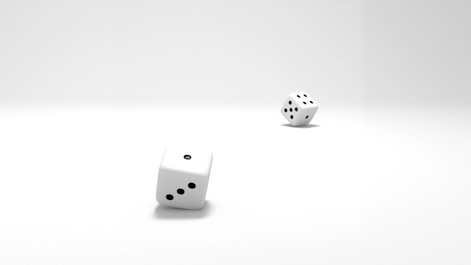 在白色背景上滚动的两个骰子