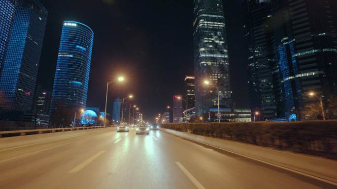 车载拍摄北京CBD夜景车拍城市道路