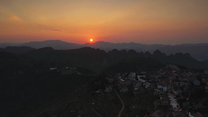 浙江绍兴新昌十九峰下岩贝夕阳航拍