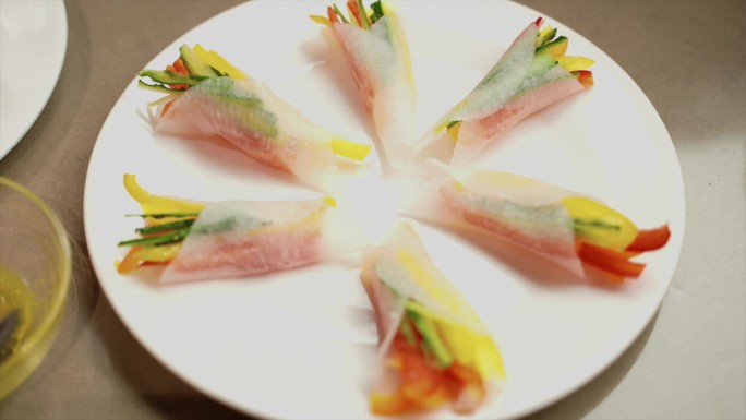 拼盘寿司沙拉便当简餐