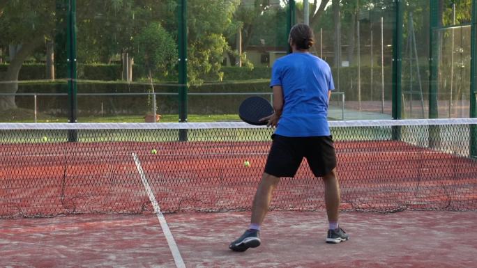 网球训练欧美人素材挥拍击打健康