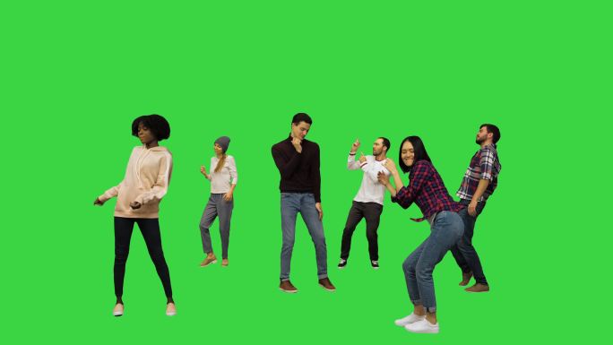 年轻人在绿色屏幕上跳舞