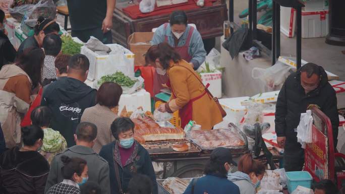 西安城墙早市