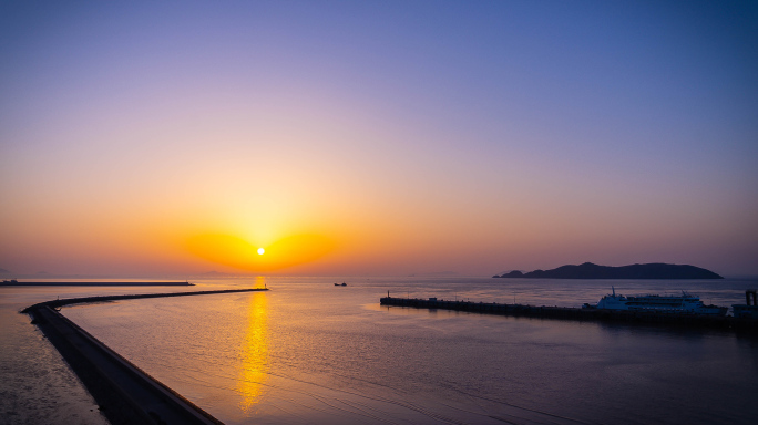 海上日出