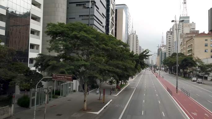 道路鸟瞰图航拍空城封城静默