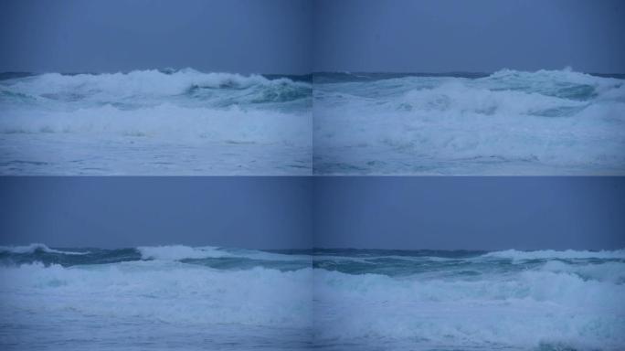 台风时海面翻起滚滚大浪