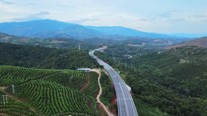 美丽高速  云南高速风景 在路上