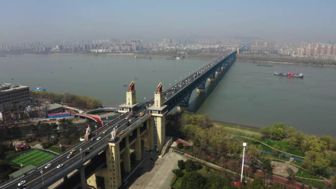 4K航拍南京长江大桥