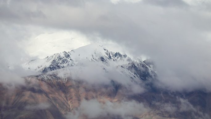 青藏高原 雪山云层流动 延时拍摄