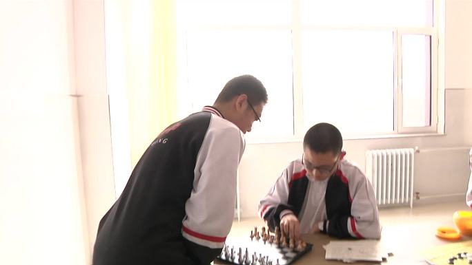 中学社团课围棋国际象棋