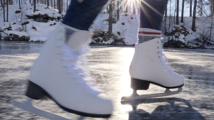 溜冰鞋滑雪滑冰山林