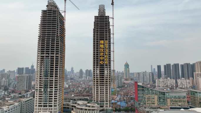 建设中的武汉绿地汉正中心航拍