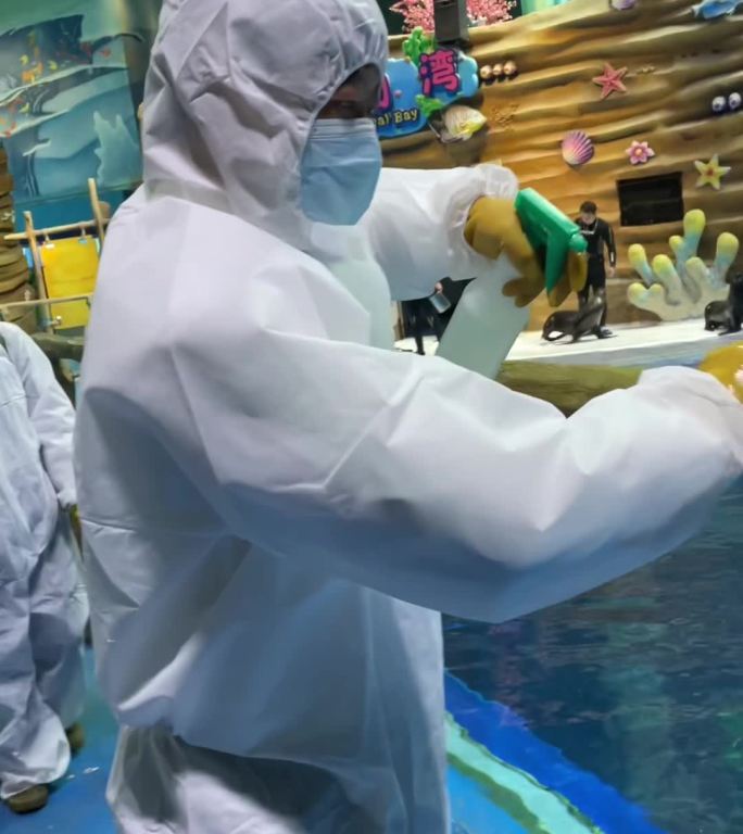 海洋乐园世界消毒消杀战疫工作竖版视频素材