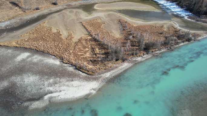 4K航拍新疆喀纳斯景区卧龙湾