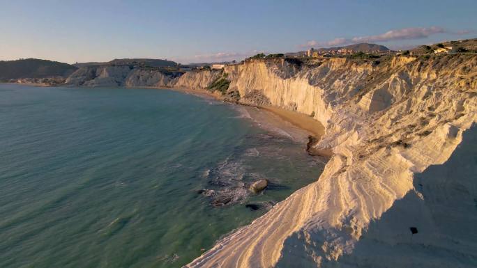 西西里岛雷蒙特斯卡拉-迪-图尔奇白色悬崖