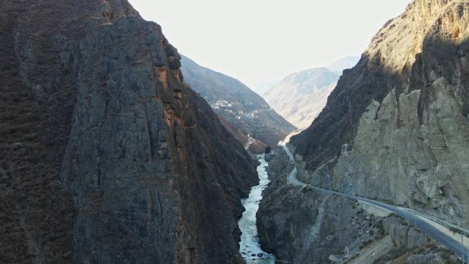 川藏线峡谷航拍素材