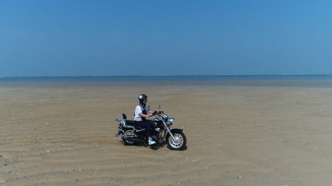 047-海边沙滩骑摩托骑行