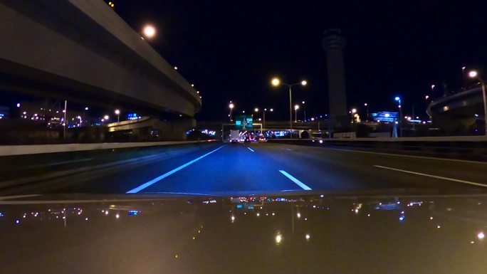 城市交通行车记录仪第一视角夜景