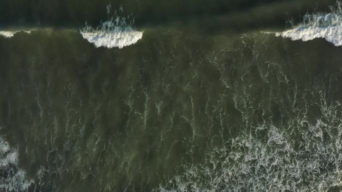 【2K60帧】航拍大海海浪唯美镜头