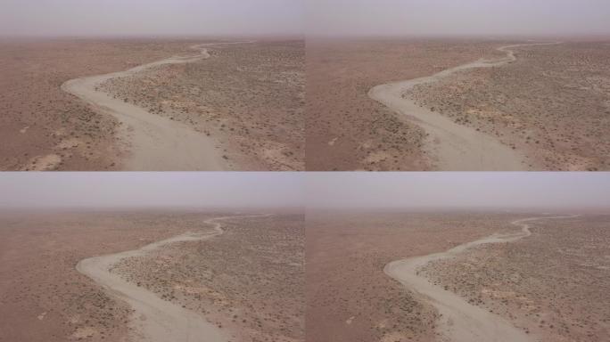 航拍扬尘天气古河道