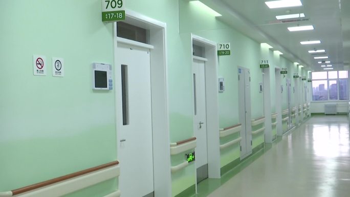 医院干净整洁的儿科病房