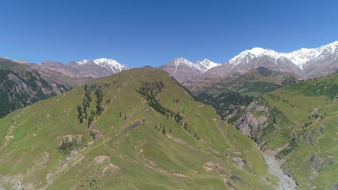 高海拔草山雪山地貌航拍