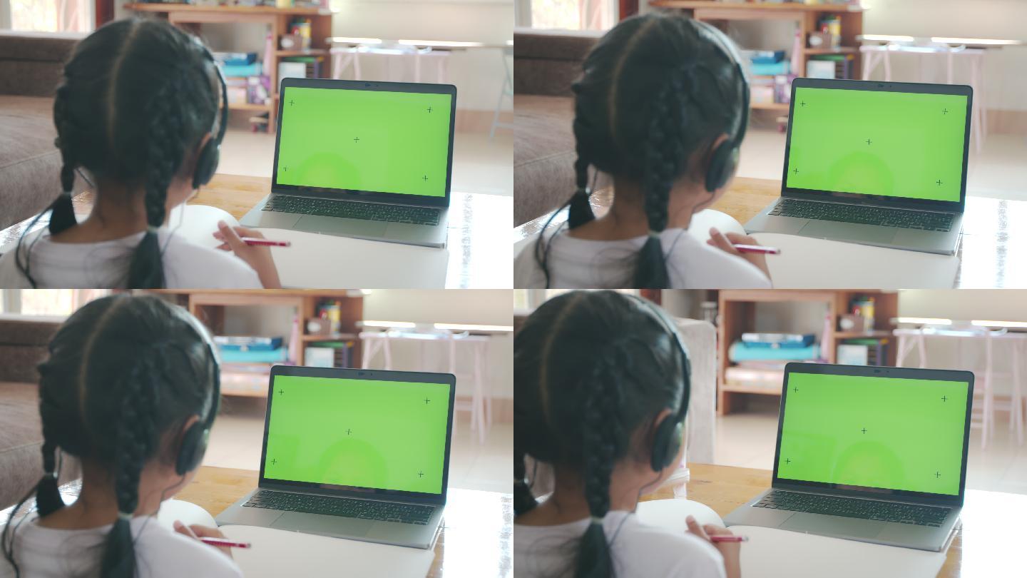 上网课的小女孩上完课可抠图制作互联网