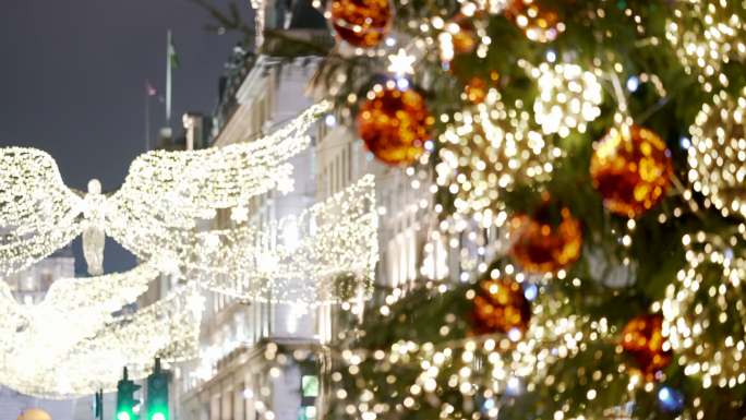 圣诞树装扮气氛过节洋节平安夜灯带