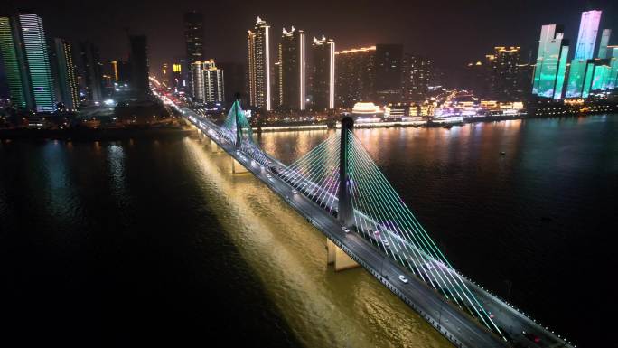 绚丽的湘江银盆岭大桥夜景