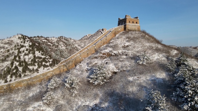 长城春雪雪景冬季的长城中国古建风光雪景