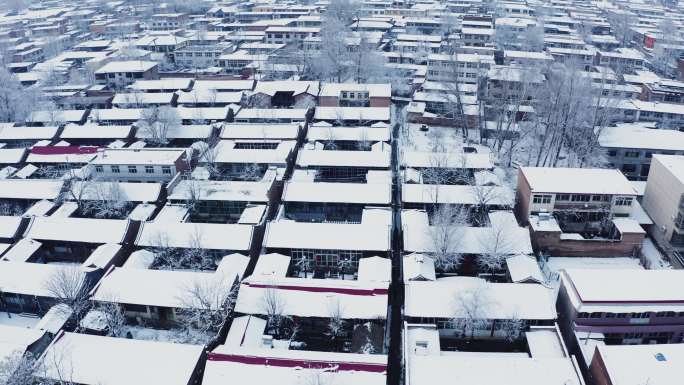 航拍雪后农村雪景