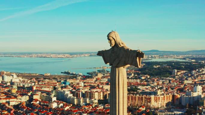 葡萄牙里斯本基督国王圣殿鸟瞰图。