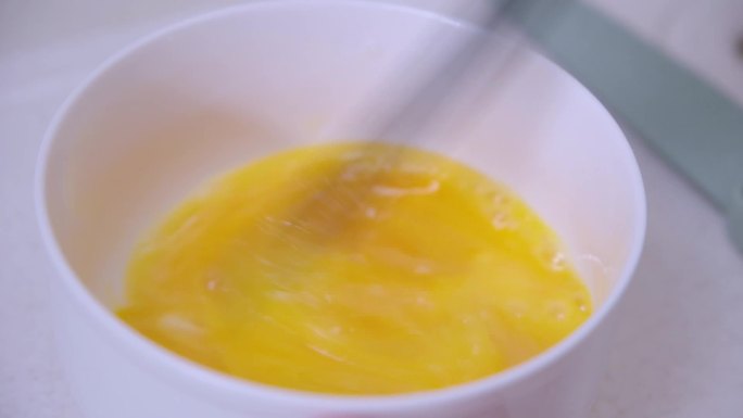 香椿炒蛋制作过程-香椿炒蛋成品展示