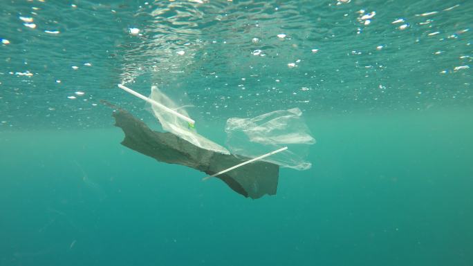 海洋中的塑料污染废品排放生活卫生环保治理