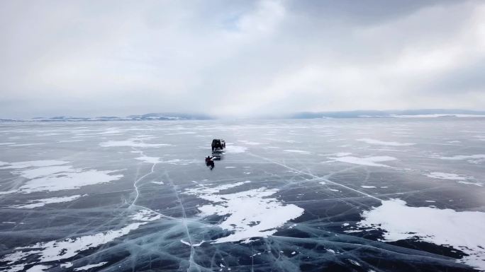 冰冻的贝加尔湖表面