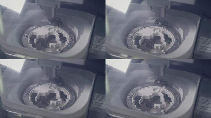 专业的CNC机器可以自动制作牙齿修复体。
