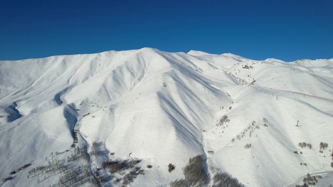 4K航拍禾木吉克普林滑雪场