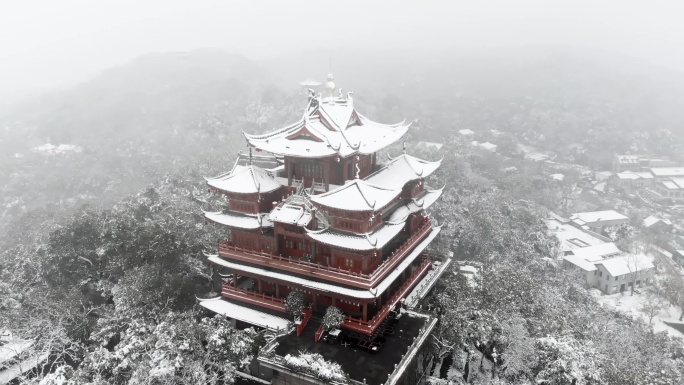 杭州西湖下雪天风光4K全景航拍