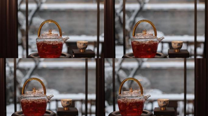 雪天室内煮茶