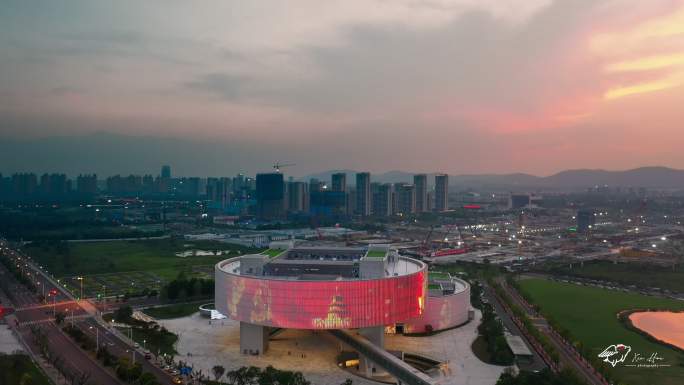 高清航拍南京江北扬子江国际会展中心
