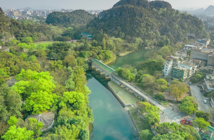 桂林七星公园花桥大气风光景点城市