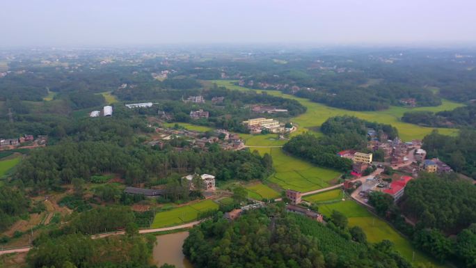 航拍生态美丽乡村大景