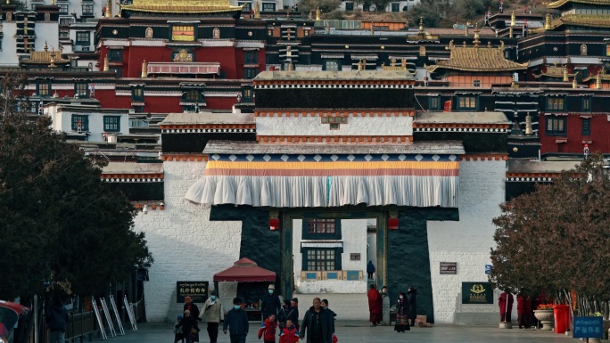 西藏日客则扎什伦布寺庙素材